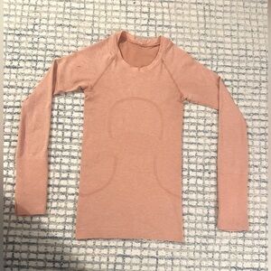 Lululemon Swiftly Tech Long-Sleeve Shirt 2.0 *Hip Length